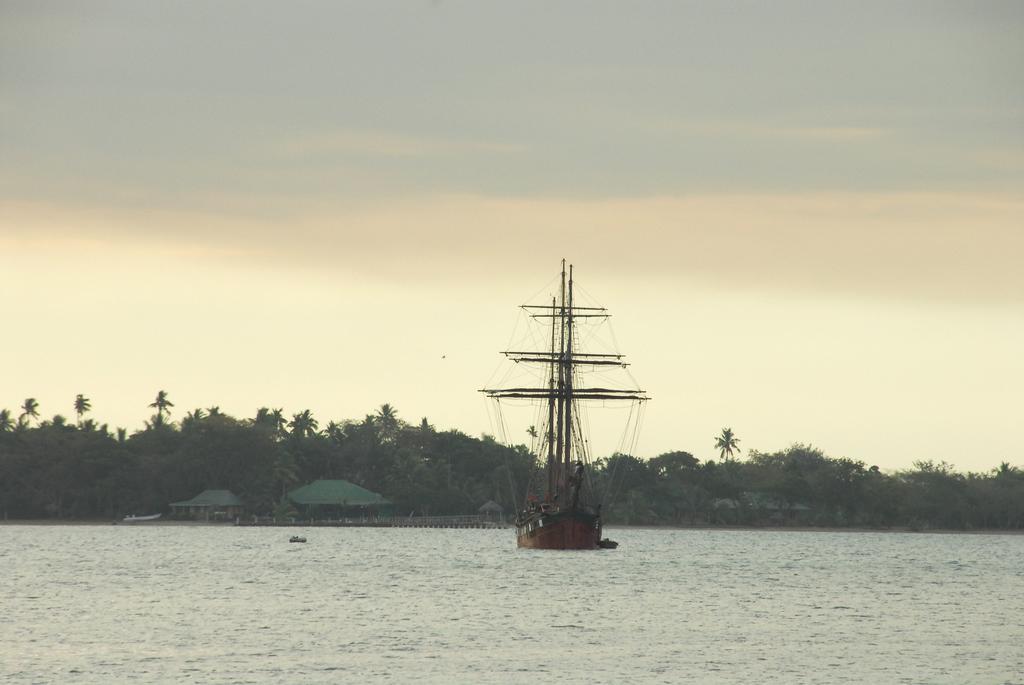 Tanoa Waterfront Hotel Lautoka Dış mekan fotoğraf